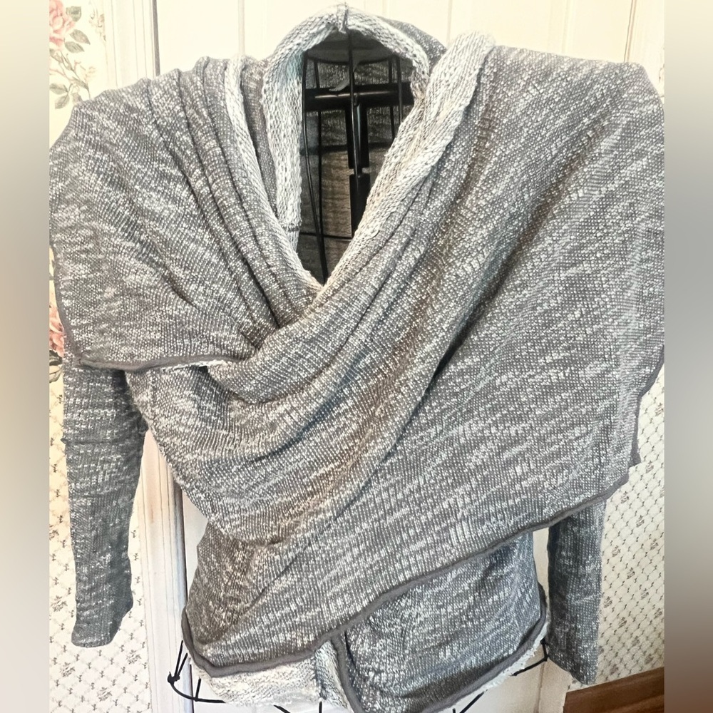 Free people Loop Cardigan Cream Grey wrap waterfall frayed distressed lagenlook - Picture 12 of 16